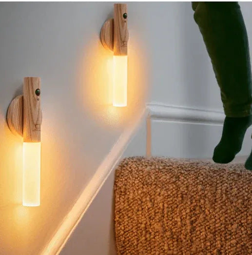Smart Motion LED Wood Night Light – USB Rechargeable Lamp